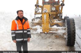 برف راه ارتباطی ۱۵۰ روستای اهر و هوراند را مسدود کرد