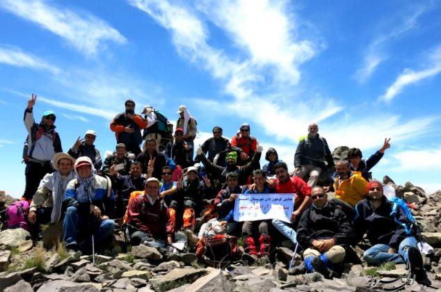 تصویری/ صعود کوهنوردان باشگاه داغ داش اهر به قله قوشاداغ