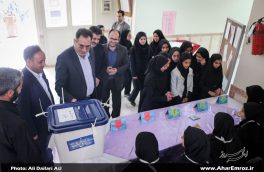 تصویری/  بیست و یکمین دوره انتخابات شورای دانش آموزی در مدارس اهر