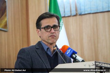 کمکهای بلاعوض برای حضور فرش آذربایجان در بازار جهانی ارائه میدهیم/ پیشبینی تأمین ضامن برای روستائیان در لایحه بودجه سال ۹۸ دولت/ اجرای طرح اشتغال روستایی رستا با مشارکت سپاه پاسداران در کشور