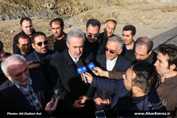 بزرگراه اهر-تبریز تا اواخر سال ۹۸ به طور کامل به بهرهبرداری میرسد/ مشکلی در تامین قیر برای آسفالتریزی بزرگراه اهر-تبریز نداریم