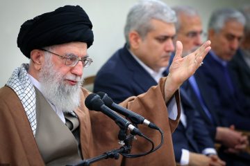 شتاب حرکت علمی کشور کُند یا متوقف نشود/ هیچگاه به برنامهها و توصیههای غربیها اعتماد نکنید