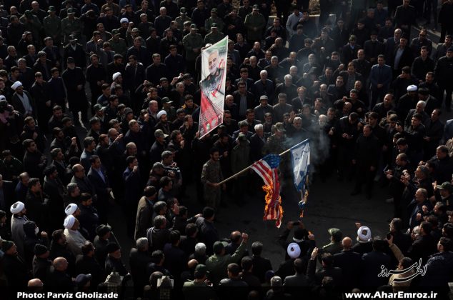 تصویری/ راهپیمایی مردم شهرستان اهر در پی شهادت«سردارسلیمانی»