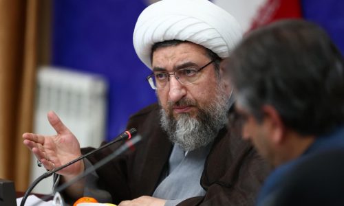 امام جمعه تبریز: مباحث مطرح شده در صحن شورای فرهنگ عمومی در تنویر و هدایت افکار عمومی تاثیرگذار است