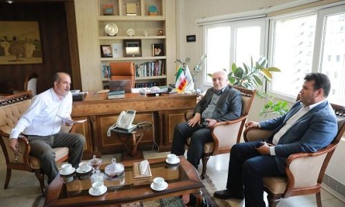 گلپایگانی: با تبدیل روستاها به شهر مخالفم، راه‌حل مشکلات روستاها شهرنشینی نیست/ عبدالهی: حدود ۴۰ هزار نفر از جمعیت شهر اهر در مناطق حاشیه‌ای زندگی می‌کنند