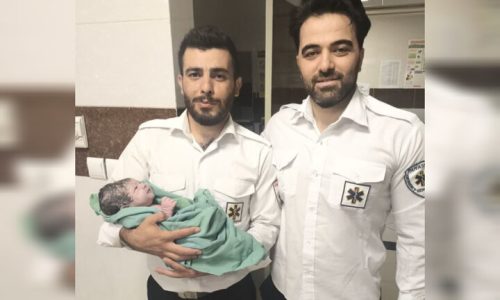 زایمان موفق در آمبولانس اورژانس ۱۱۵ در مسیر جاده اهر – کلیبر