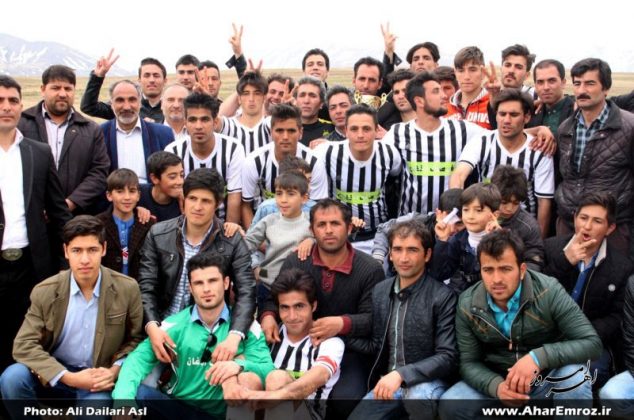 تصویری/ اختتامیه فوتبال جام نوروز روستایی شهرستان اهر (۲)