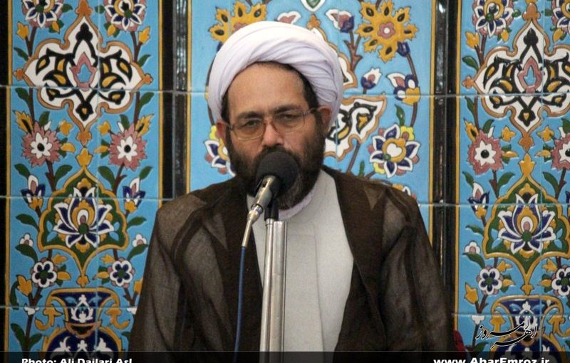 امانت‌داری و عدالت محوری در جامعه مهم‌تر از اصولگرایی و اصلاح‌طلبی است