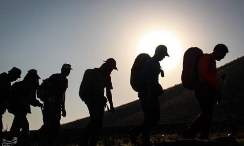 سومین صعود سراسری کارگران کشور به قله فندقلو اهر