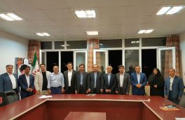 نشست صمیمی اعضای شورای اسلامی شهر اهر دوره های چهارم و پنجم و خبرنگاران برگزار شد