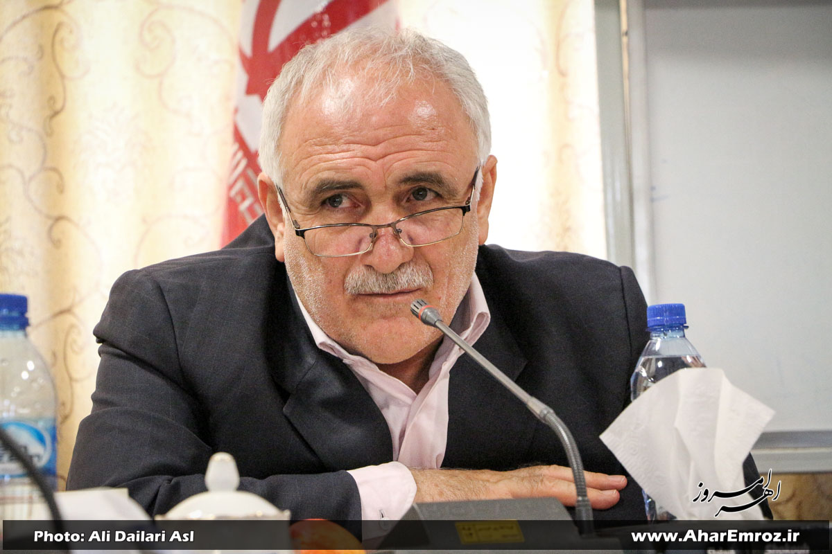 شهردار تهران شامل قانون منع به‌کارگیری بازنشستگان می‌شود