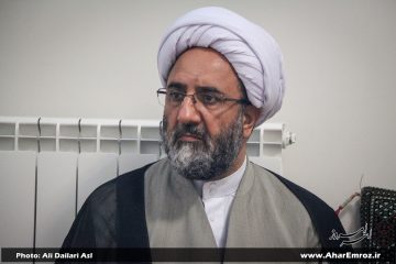 سردادن شعارهای هنجارشکن علیه نظام اسلامی نشانگر کمکاری در قبال شهداست/ هنوز نسل جوان جامعه با خیانتهای حکومت طاغوت آشنایی ندارند