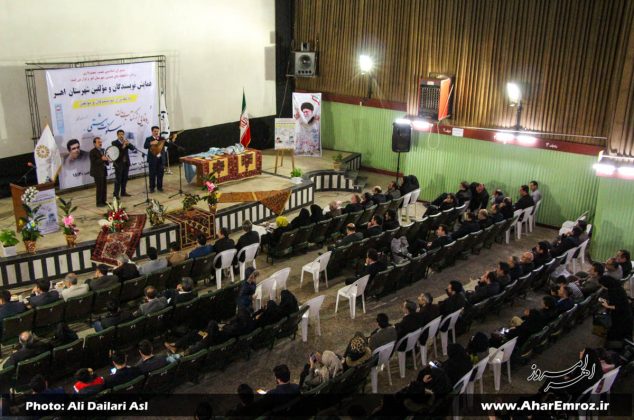 تصویری/ همایش نویسندگان و مولفین اهر و رونمایی از کتاب‌رمان «سکوت بهشتی»