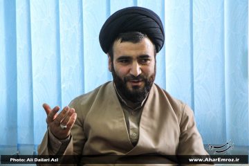 هنرمندان در نظام اسلامی به جایگاه و ارزش والایی دست یافتهاند
