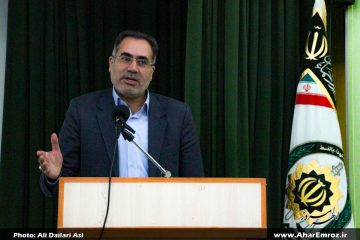 کارنامه نیروی انتظامی اهر در بخشهای مختلف درخشان است/ سرهنگ منفرد «مردمی بودن پلیس» را تحقق بخشید