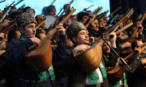 برگزاری آیین اختتامیه چهارمین جشنواره ملی عاشیقلار (نوای وحدت ایران) در تبریز