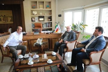 گلپایگانی: با تبدیل روستاها به شهر مخالفم، راه‌حل مشکلات روستاها شهرنشینی نیست/ عبدالهی: حدود ۴۰ هزار نفر از جمعیت شهر اهر در مناطق حاشیه‌ای زندگی می‌کنند