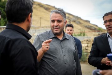 بازدید مدیرکل نوسازی مدارس آذربایجان شرقی از پروژه‌های نهضت توسعه عدالت آموزشی در کلیبر