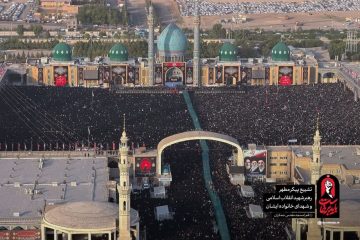 بدرقه پیکر قائد شهید در قم با حضور انبوه عاشقان و سوگواران