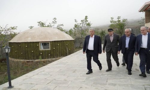 افتتاح پروژه های گردشگری، آموزشی و درمانی در شهرستان کلیبر